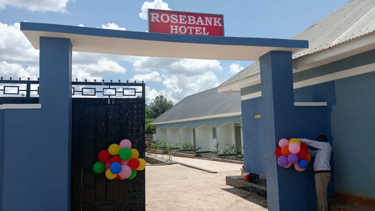 Stop Hunting for Venues: Rosebank Hotel Has Your Wedding, Conference & Crowd Space Ready